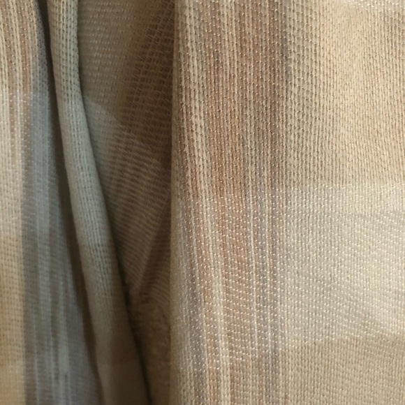 NWT Vince Camuto Large Blanket Scarf Wrap Tan Plaid W/Fringe Winter Cozy - Picture 6 of 8